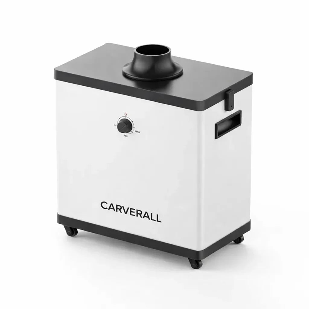 Carverall MD40 рядом с лазерным станком и подключенным дымоотводящим шлангом